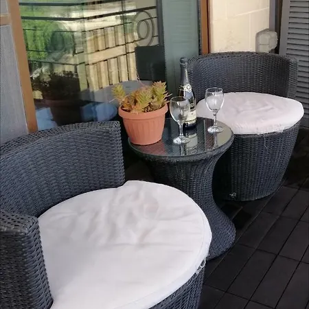 Spacious 3 Bedroom In The Centre Of Malta Lejlighed Żebbuġ