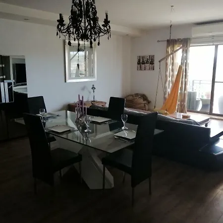 Spacious 3 Bedroom In The Centre Of Malta Żebbuġ